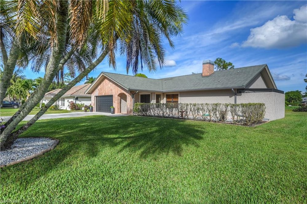 427 Torrey Pines Pt. – #224037668 - Lely Country Club