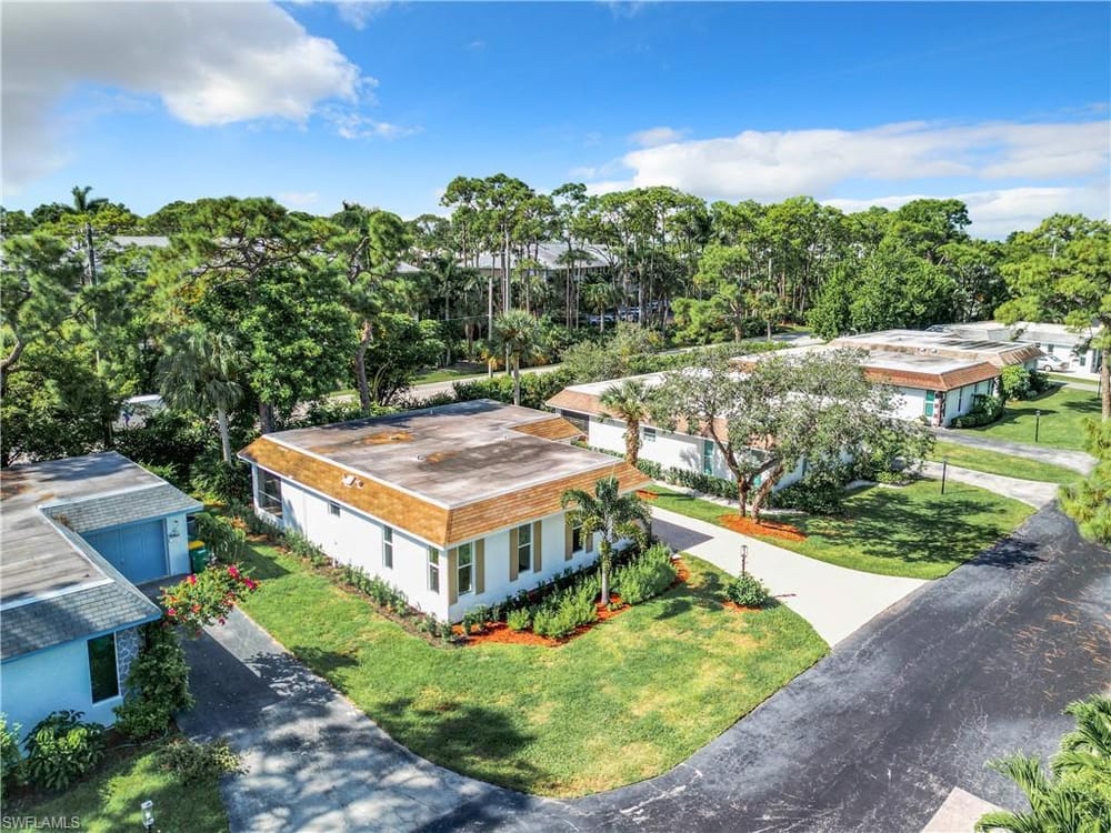 375 Carnaby Ct. 54 – #224079950 - Royal Arms Villas