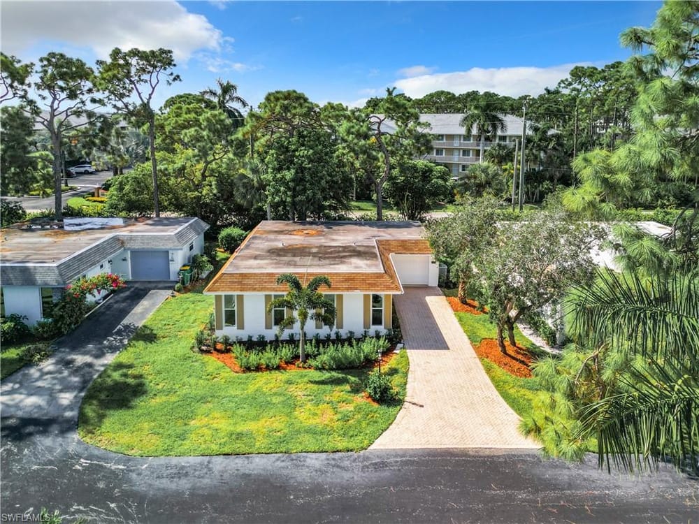 375 Carnaby Ct. 54 – #224079950 - Royal Arms Villas