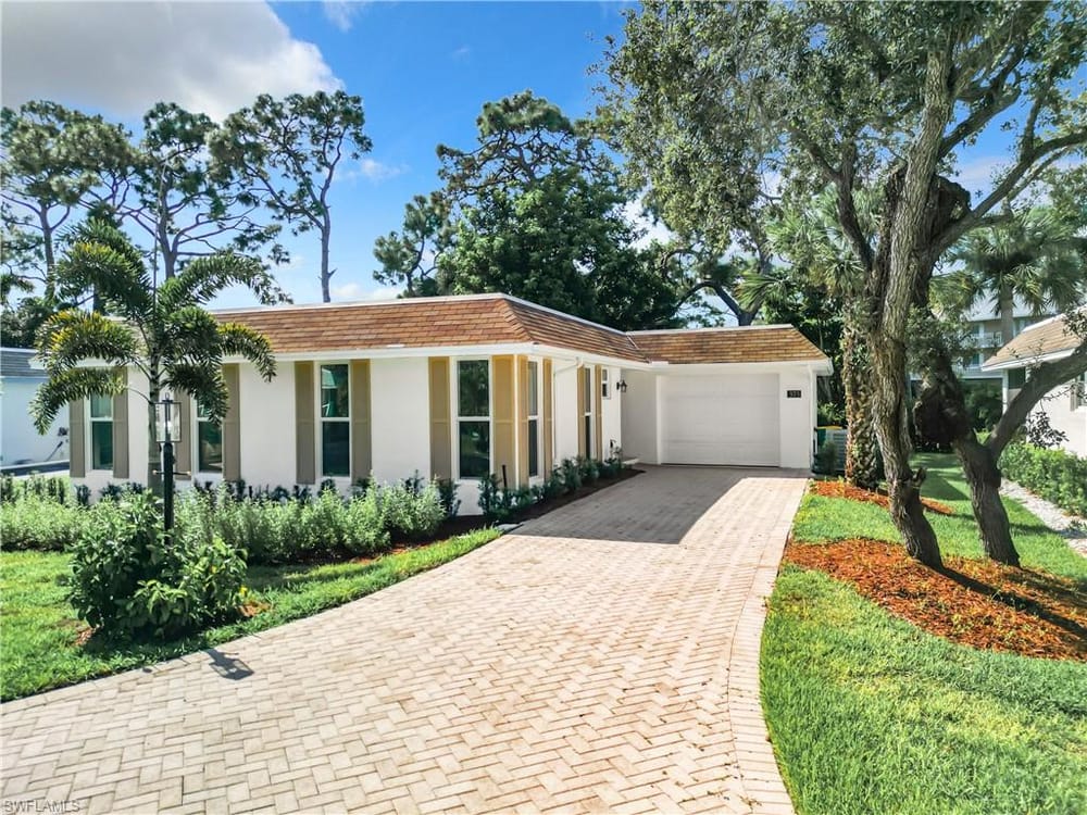 375 Carnaby Ct. 54 – #224079950 - Royal Arms Villas