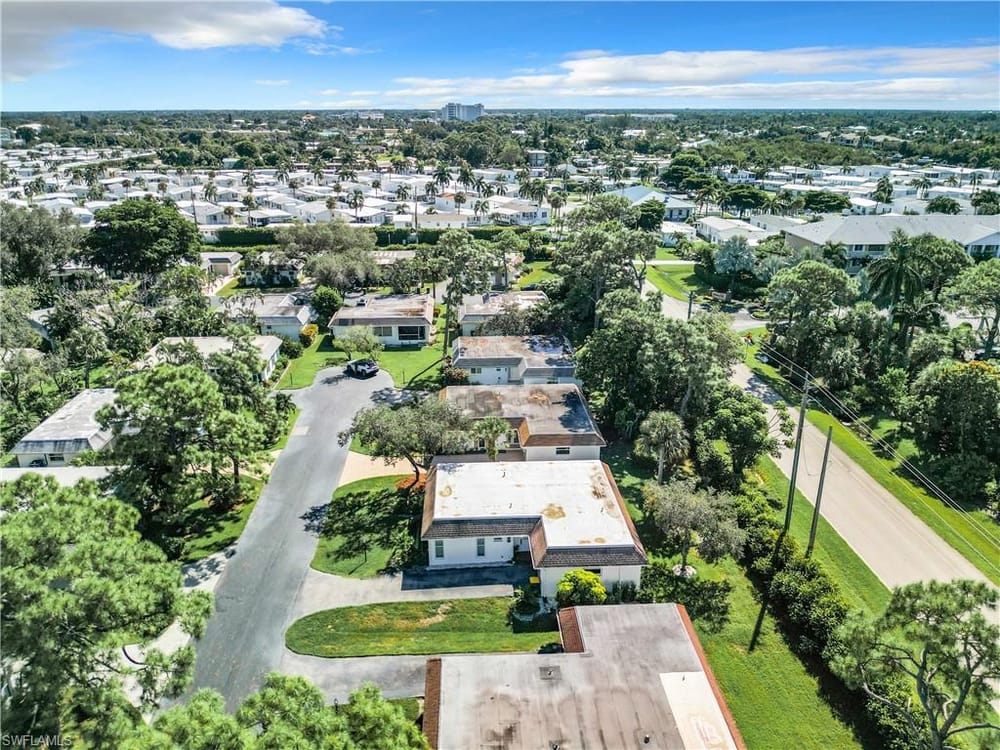 375 Carnaby Ct. 54 – #224079950 - Royal Arms Villas