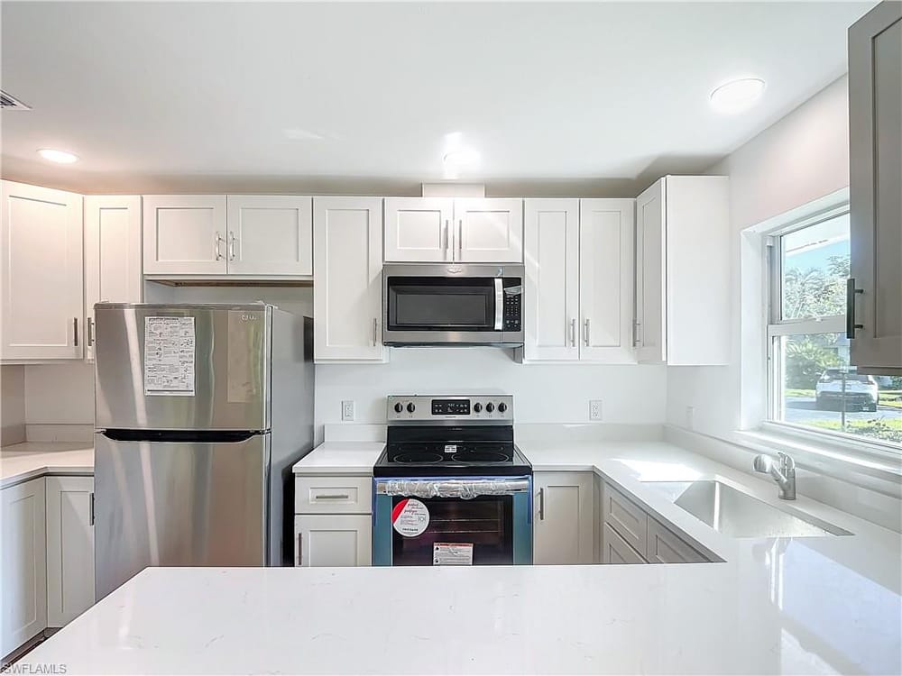 375 Carnaby Ct. 54 – #224079950 - Royal Arms Villas