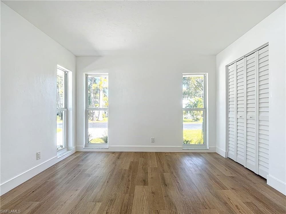 375 Carnaby Ct. 54 – #224079950 - Royal Arms Villas