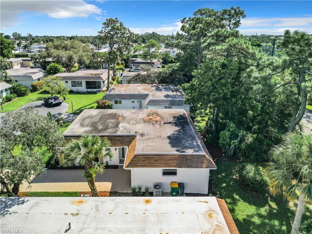 375 Carnaby Ct. 54 – #224079950 - Royal Arms Villas