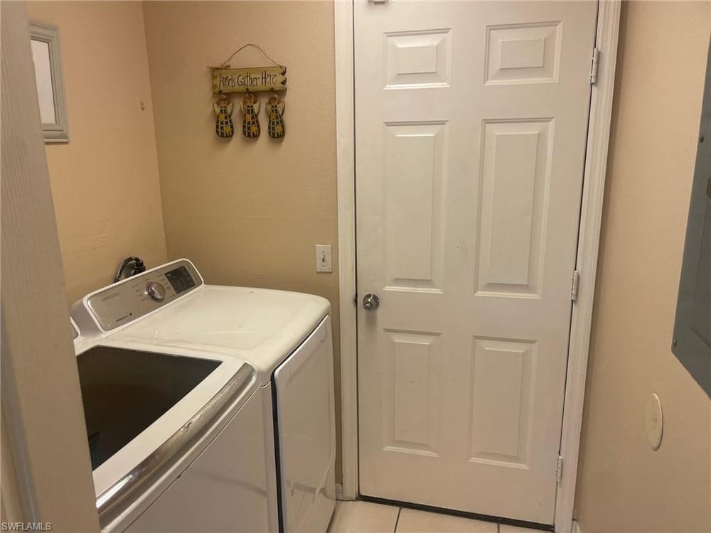 3129 Woodside Ave. – #224095476 - Hallendale