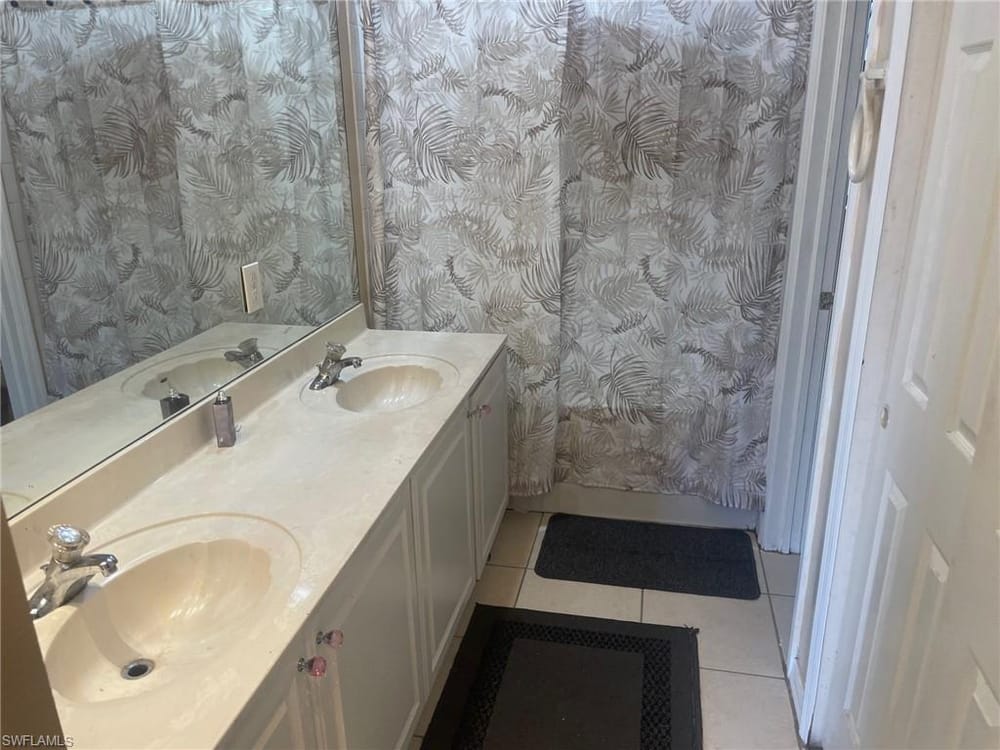 3129 Woodside Ave. – #224095476 - Hallendale