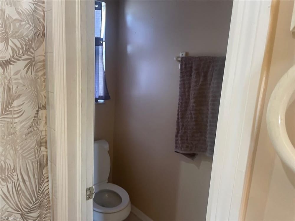 3129 Woodside Ave. – #224095476 - Hallendale