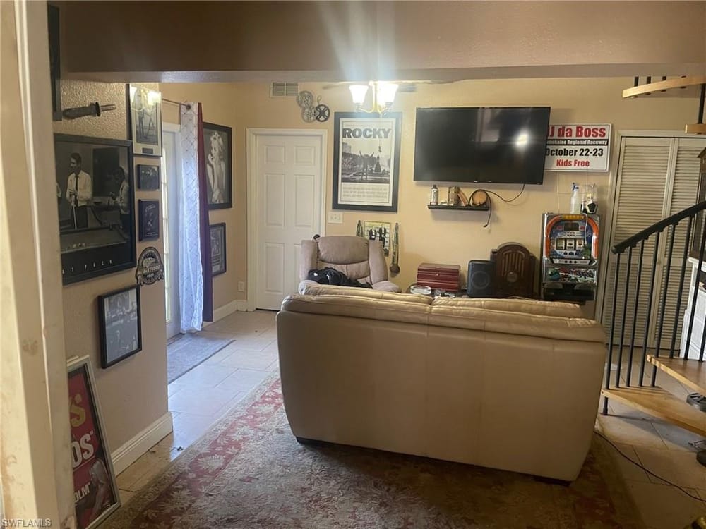 3129 Woodside Ave. – #224095476 - Hallendale