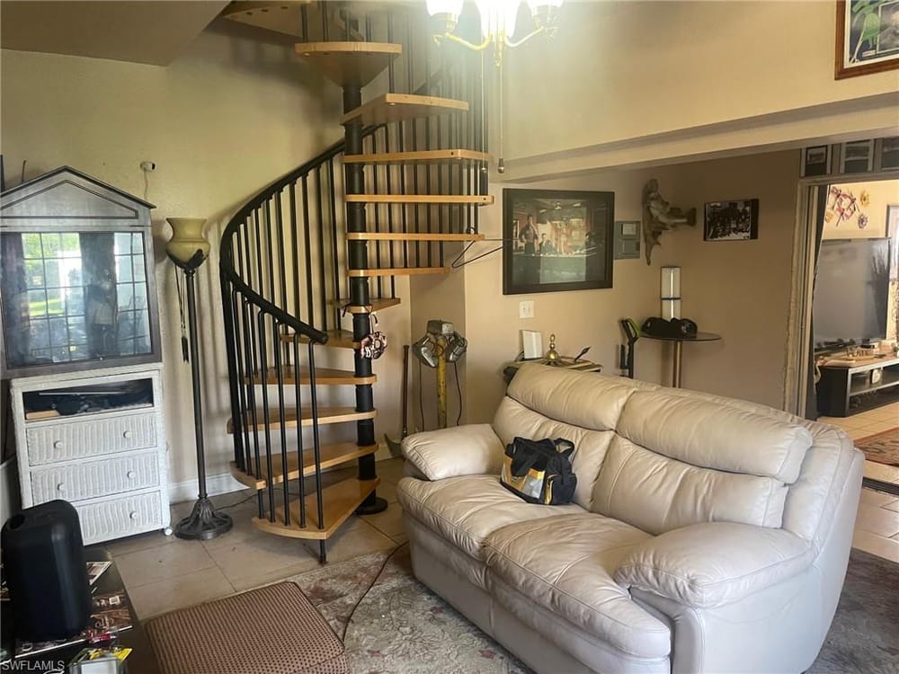 3129 Woodside Ave. – #224095476 - Hallendale