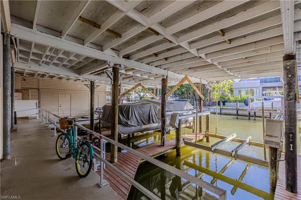 320 14th Ave. S 320e – #225020277 - Aqualane Shores