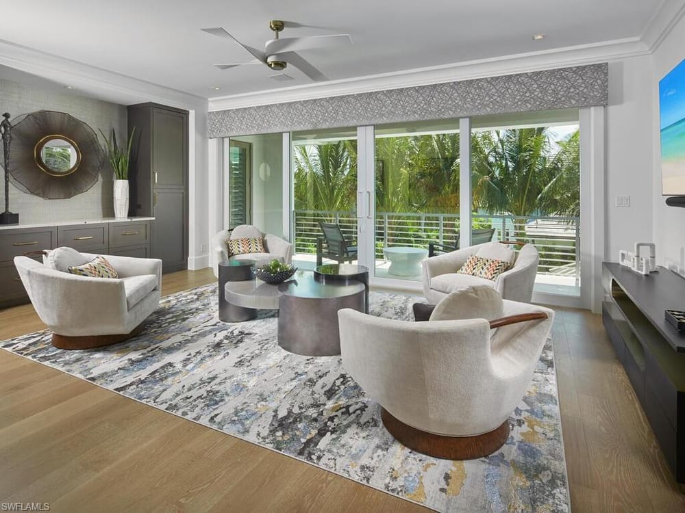 2075 Gordon Dr. E – #225020365 - Aqualane Shores
