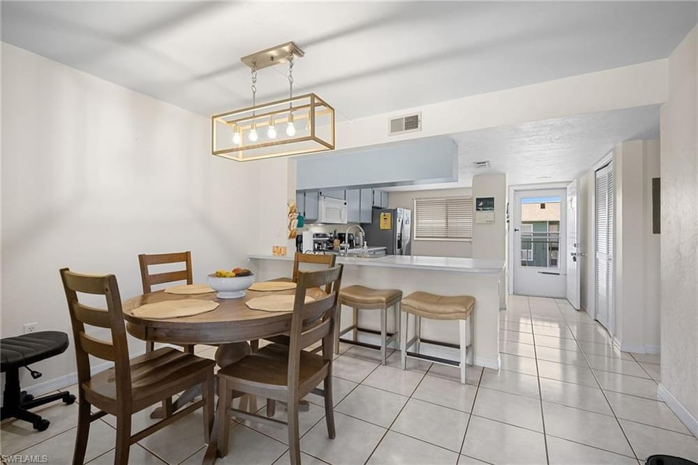 144 Cypress Way E 707 – #225023103 - Palm River
