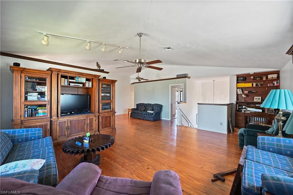 103 Tahiti Cir. – #225029037 - Isles Of Capri