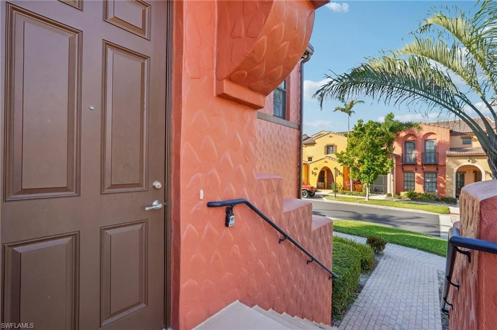 9108 Capistrano St. S 7401 – #225041816 - Lely Resort