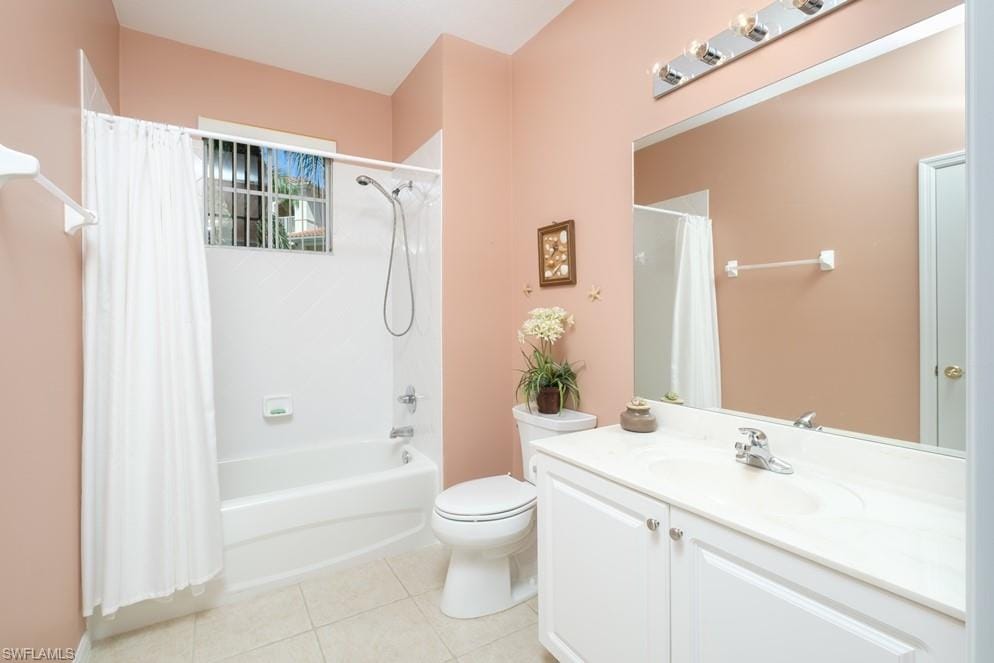 4873 Hampshire Ct. 5-101 – #225044525 - Naples Lakes Country Club