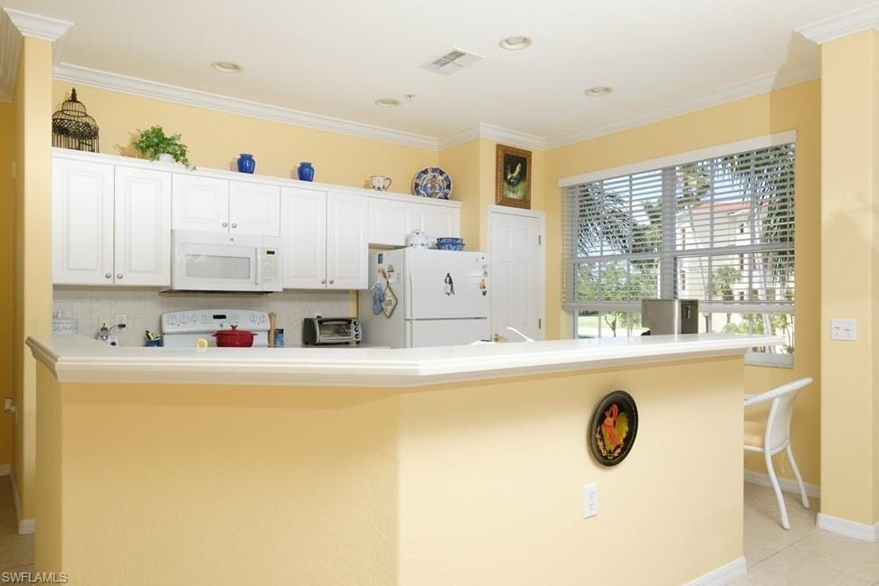 4873 Hampshire Ct. 5-101 – #225044525 - Naples Lakes Country Club