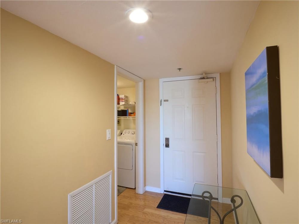 17 Bluebill Ave. 901 – #225052460 - Vanderbilt Beach
