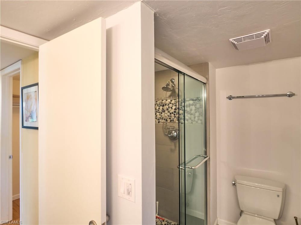 17 Bluebill Ave. 901 – #225052460 - Vanderbilt Beach