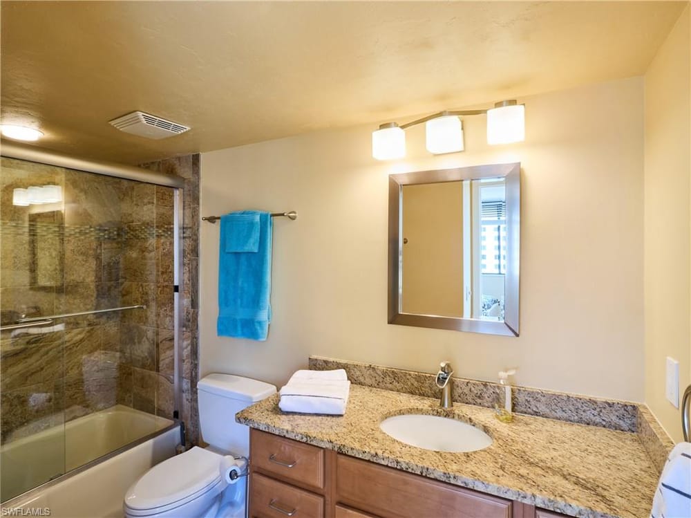 17 Bluebill Ave. 901 – #225052460 - Vanderbilt Beach