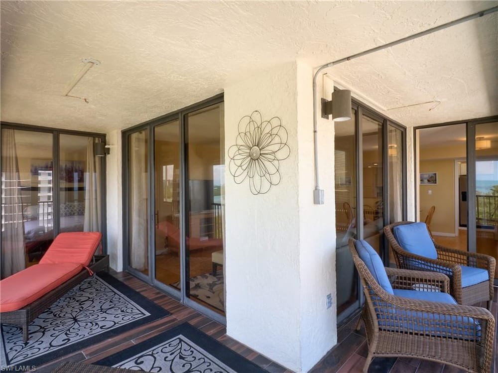 17 Bluebill Ave. 901 – #225052460 - Vanderbilt Beach