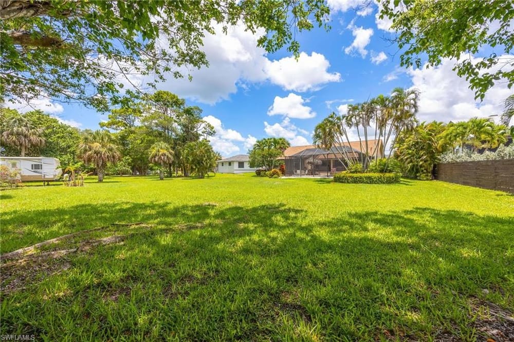 116 Sharwood Dr. – #225058719 - Palm River Estates