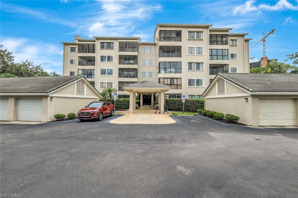 900 Arbor Lake Dr. 207 – #225060022 - Arbor Trace