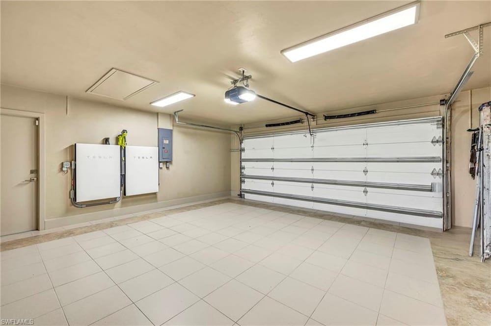 6908 Lone Oak Blvd. – #225064695 - Walden Oaks