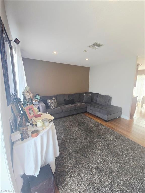 5321 Warren St. – #225067815 - Naples Manor