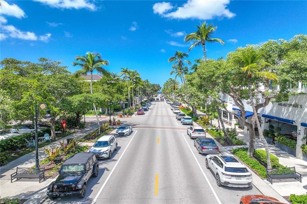 950 7th Ave. S 14 – #225067910 - Olde Naples