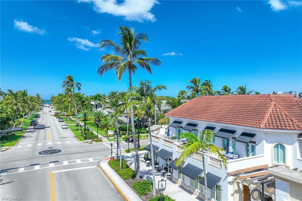 950 7th Ave. S 14 – #225067910 - Olde Naples