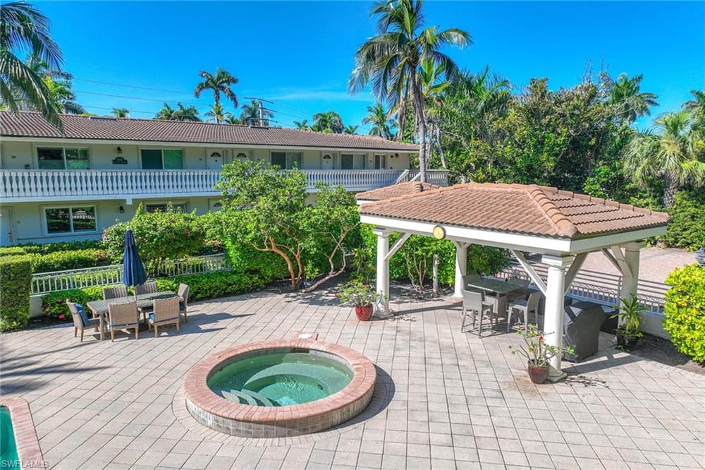 950 7th Ave. S 14 – #225067910 - Olde Naples