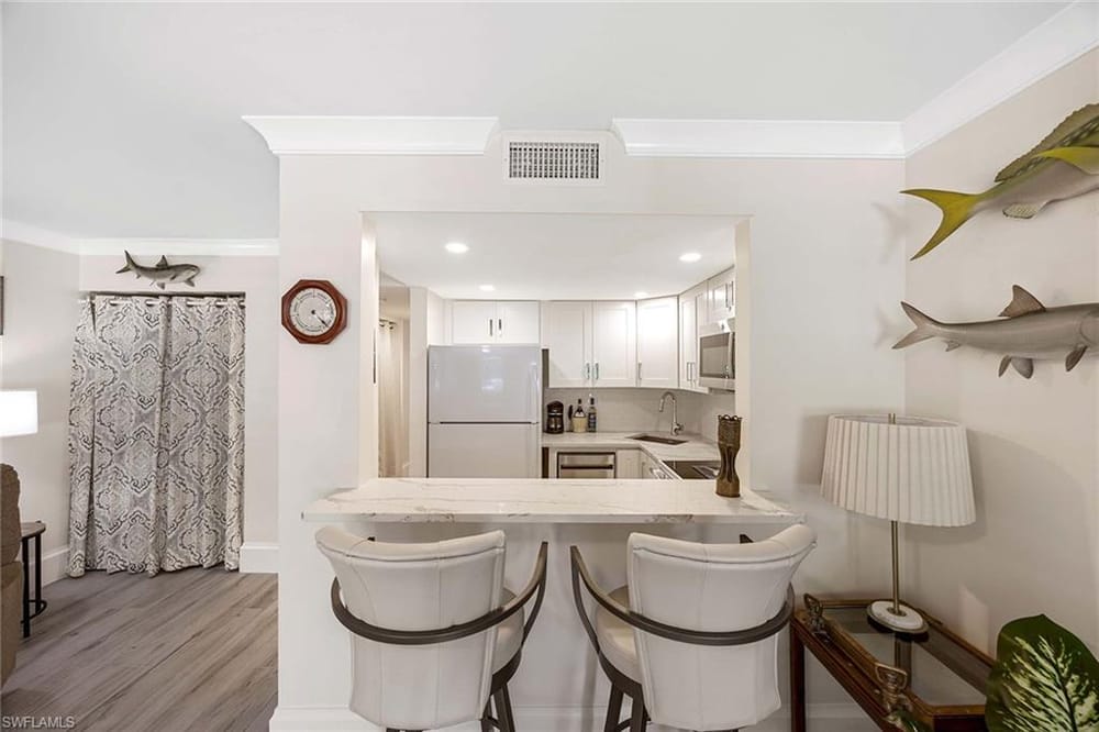 950 7th Ave. S 14 – #225067910 - Olde Naples