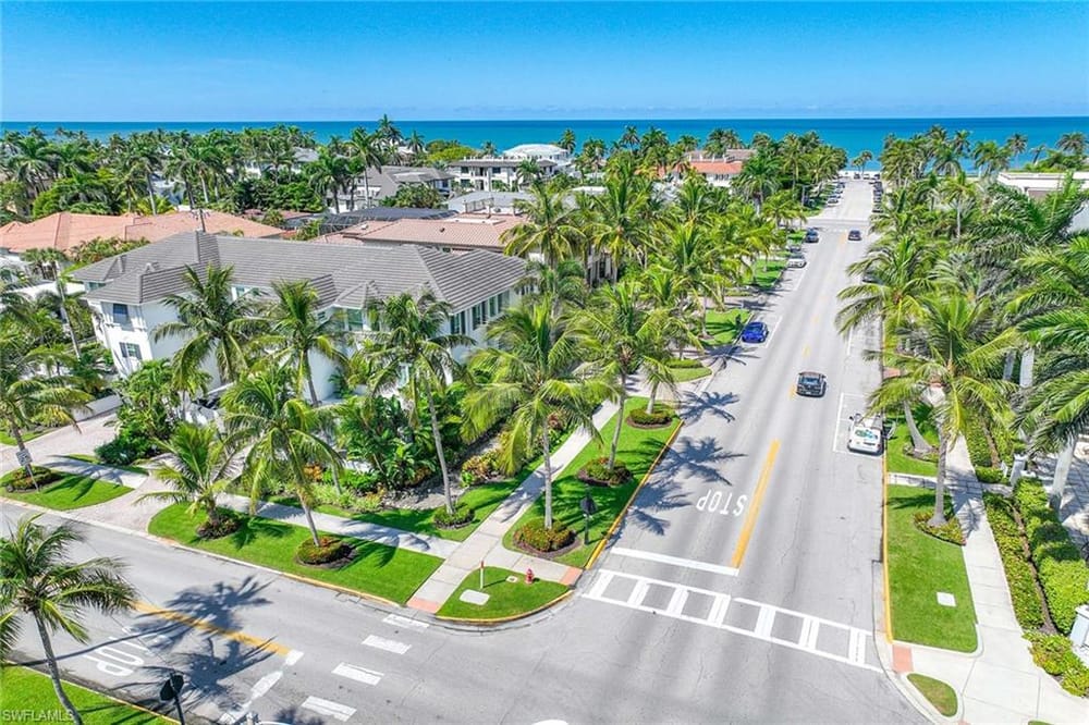 950 7th Ave. S 14 – #225067910 - Olde Naples