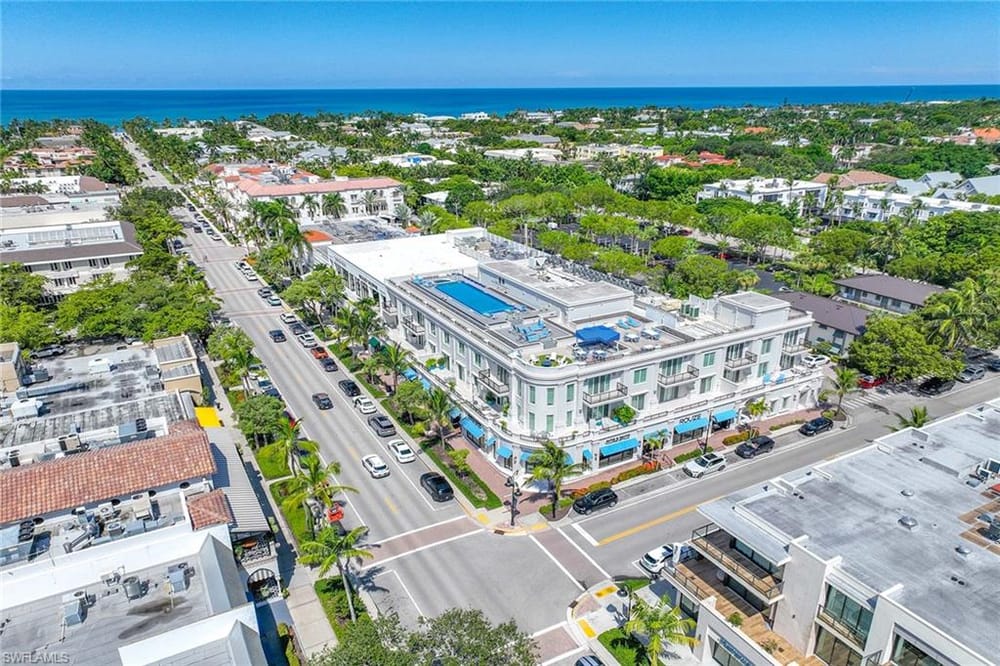 950 7th Ave. S 14 – #225067910 - Olde Naples