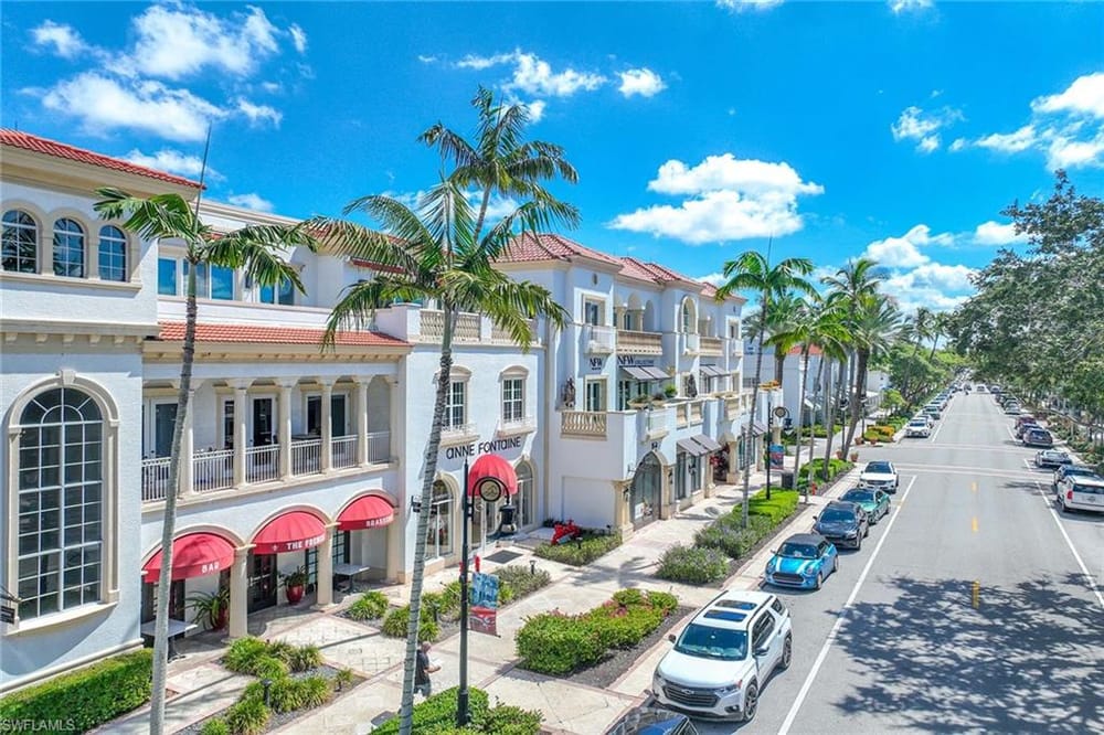 950 7th Ave. S 14 – #225067910 - Olde Naples