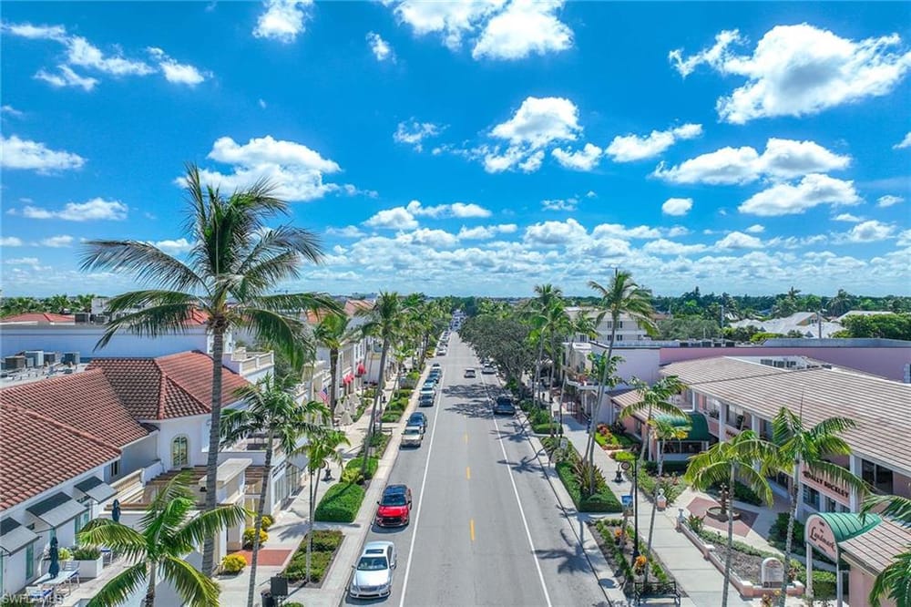950 7th Ave. S 14 – #225067910 - Olde Naples