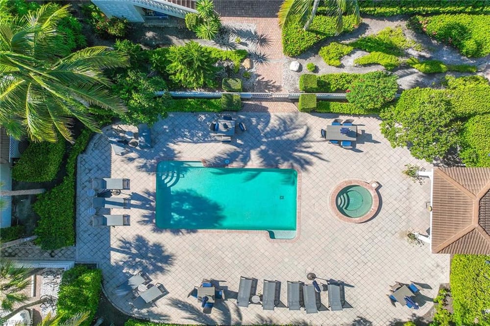 950 7th Ave. S 14 – #225067910 - Olde Naples