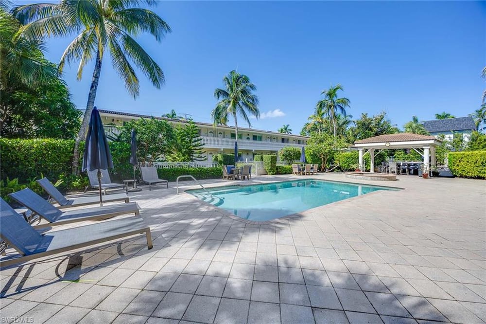 950 7th Ave. S 14 – #225067910 - Olde Naples