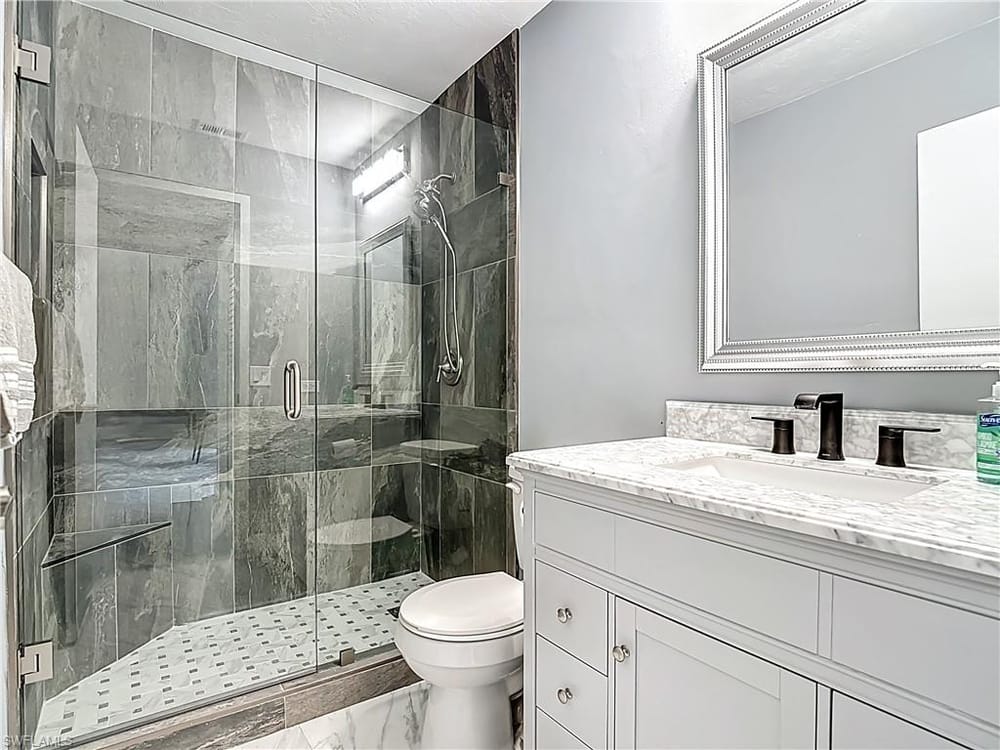 183 Round Key Cir. D4 – #225068580 - Lakewood