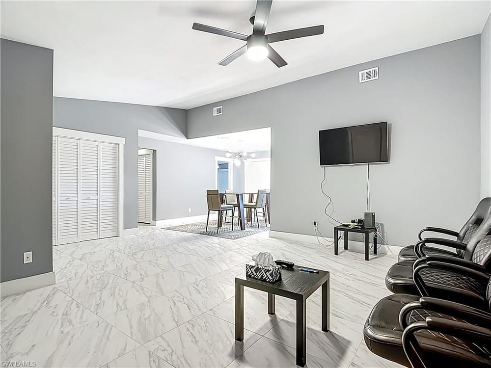 183 Round Key Cir. D4 – #225068580 - Lakewood
