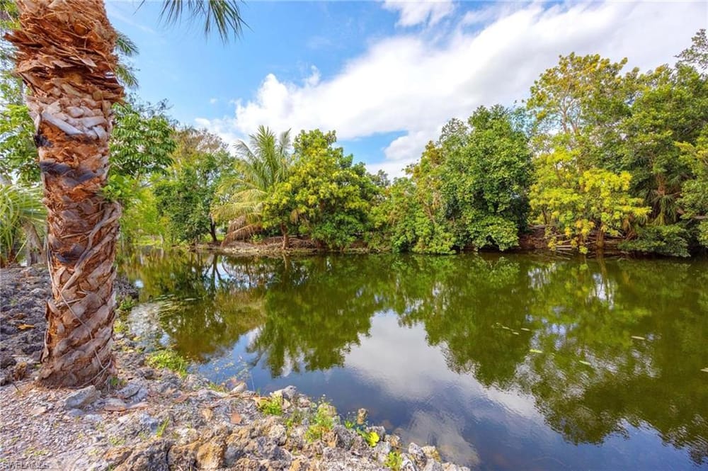 185 Palm River Blvd. – #2025008484 - Palm River