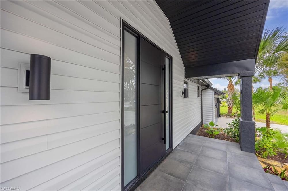 185 Palm River Blvd. – #2025008484 - Palm River