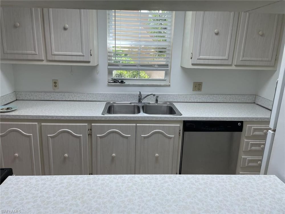 221 Cypress Way E 103 – #225069556 - Palm River