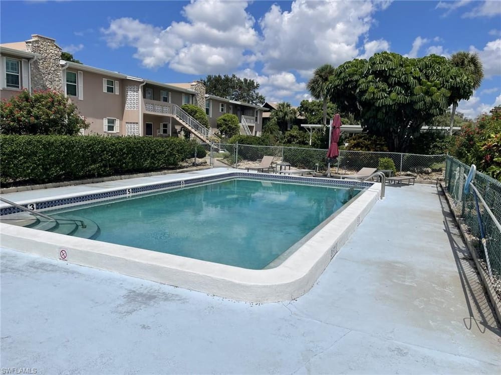 221 Cypress Way E 103 – #225069556 - Palm River