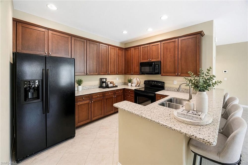 9036 Alturas St. 3603 – #225072237 - Lely Resort