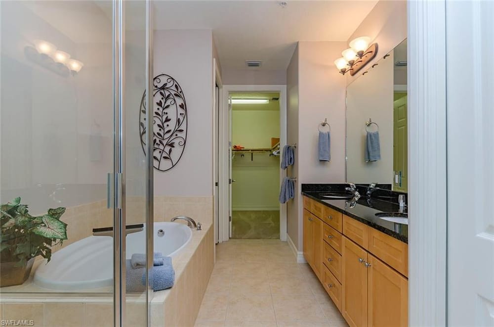 9134 Chula Vista St. 12504 – #225072544 - Lely Resort