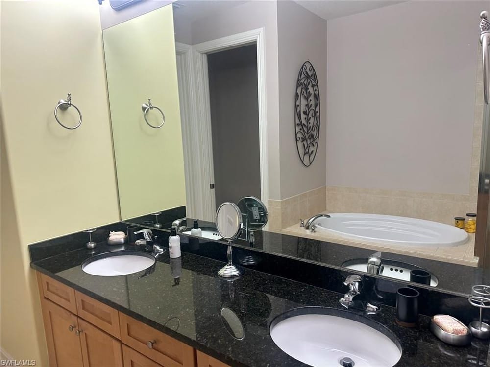 9134 Chula Vista St. 12504 – #225072544 - Lely Resort
