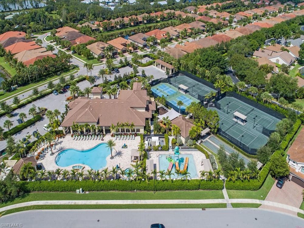 13800 Luna Dr. – #225072648 - Marbella Isles