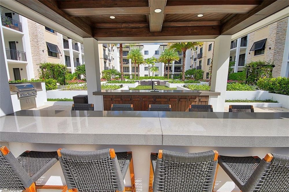 1035 3rd Ave. S 411 – #225076633 - Naples Square