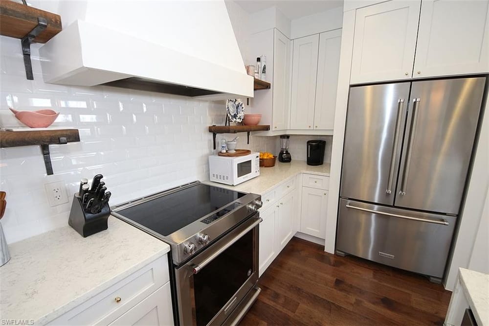 1035 3rd Ave. S 411 – #225076633 - Naples Square